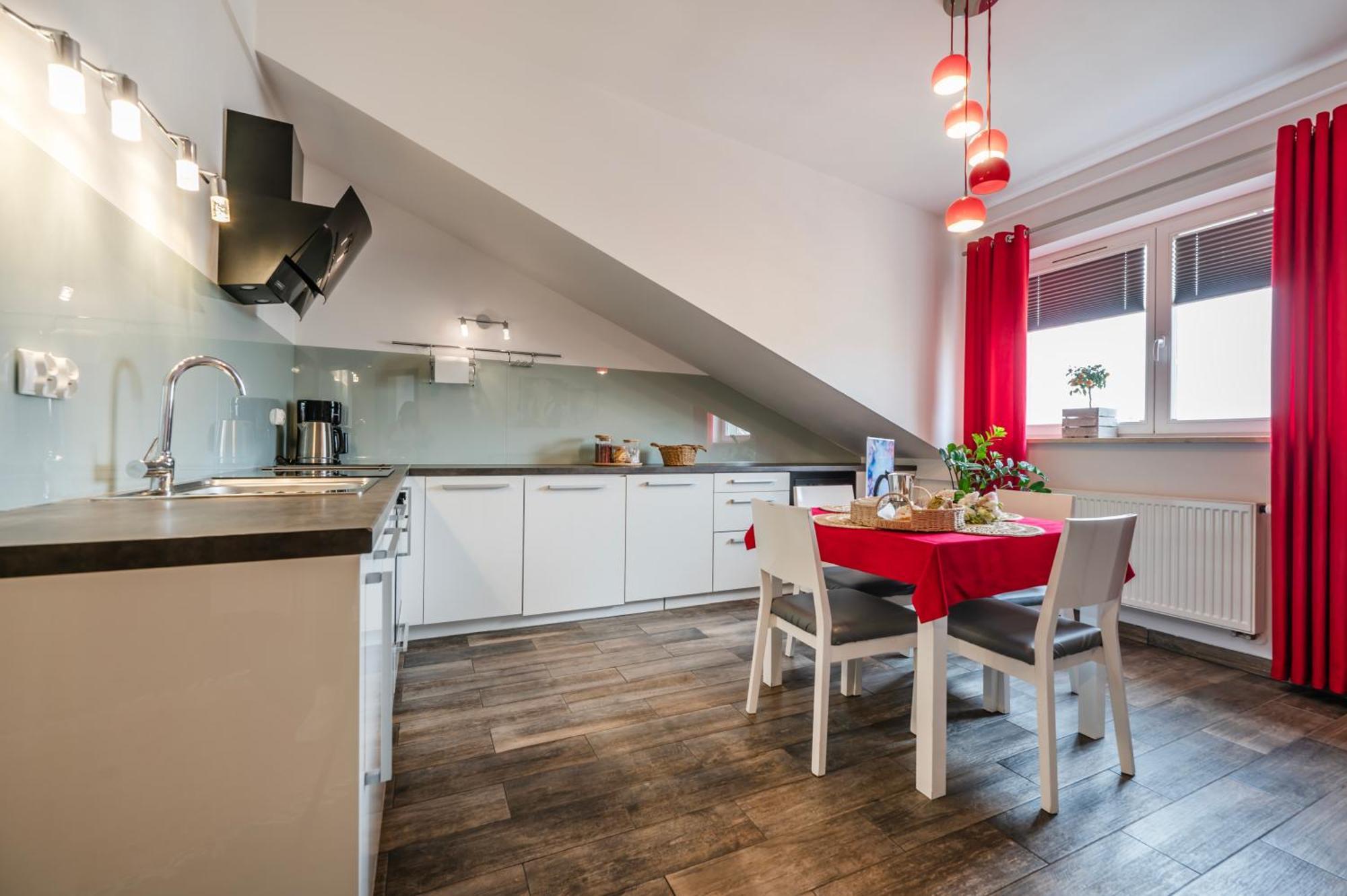 Perugia Moxy Cracow Parking Gratis Apartment Krakow Exterior photo